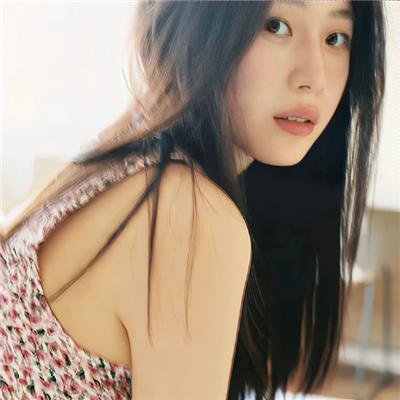 米纳里海报